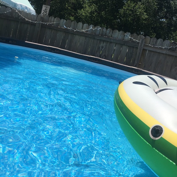 Meet your Posher, Makeira - Picture 1 of 1